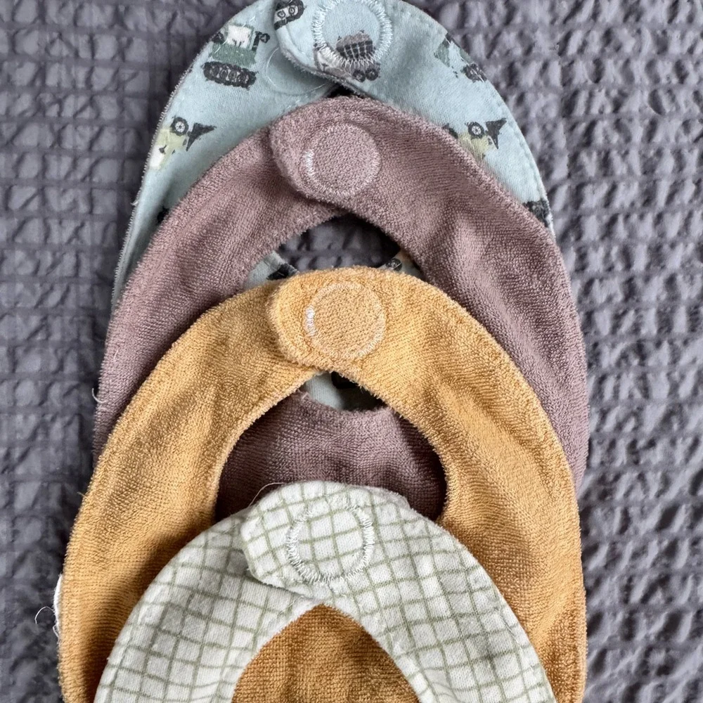 ⚠️5 Baby Bib Set⚠️